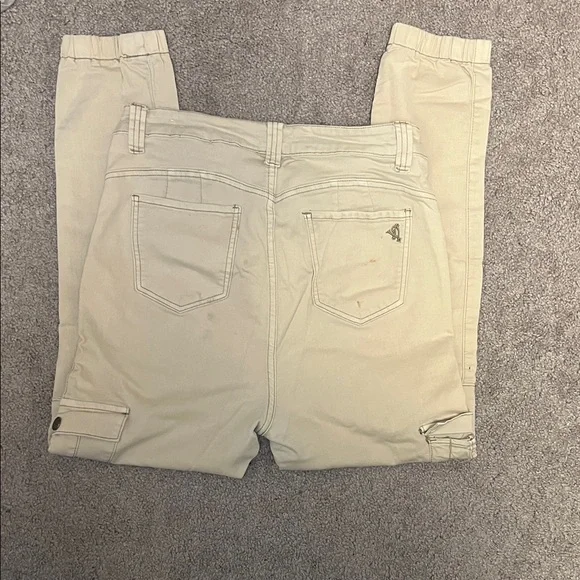 VIP Jeans Light Tan Cargo Pants - Picture 5 of 5